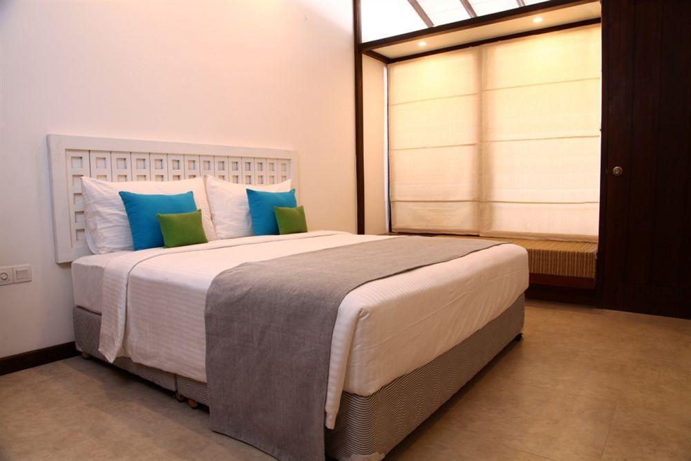 Blue Oceanic Beach Hotel Negombo Dış mekan fotoğraf